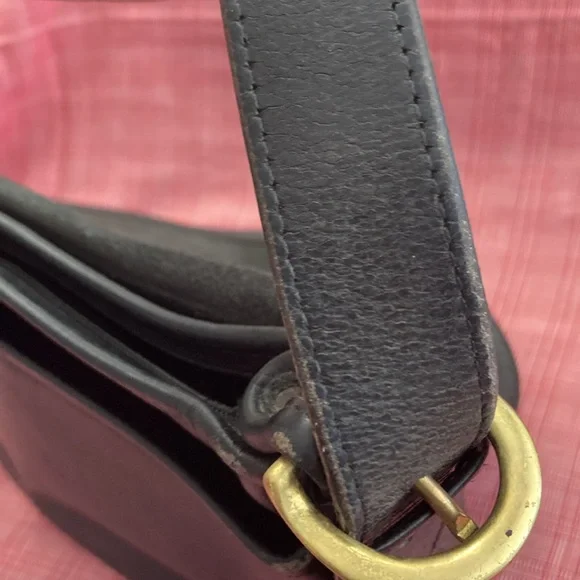 Coach 4150-needs to be rehabbed! - Picture 16 of 16